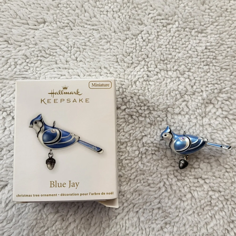 Hallmark Keepsake Blue Jay With Acorn Holiday Ornament (2012)